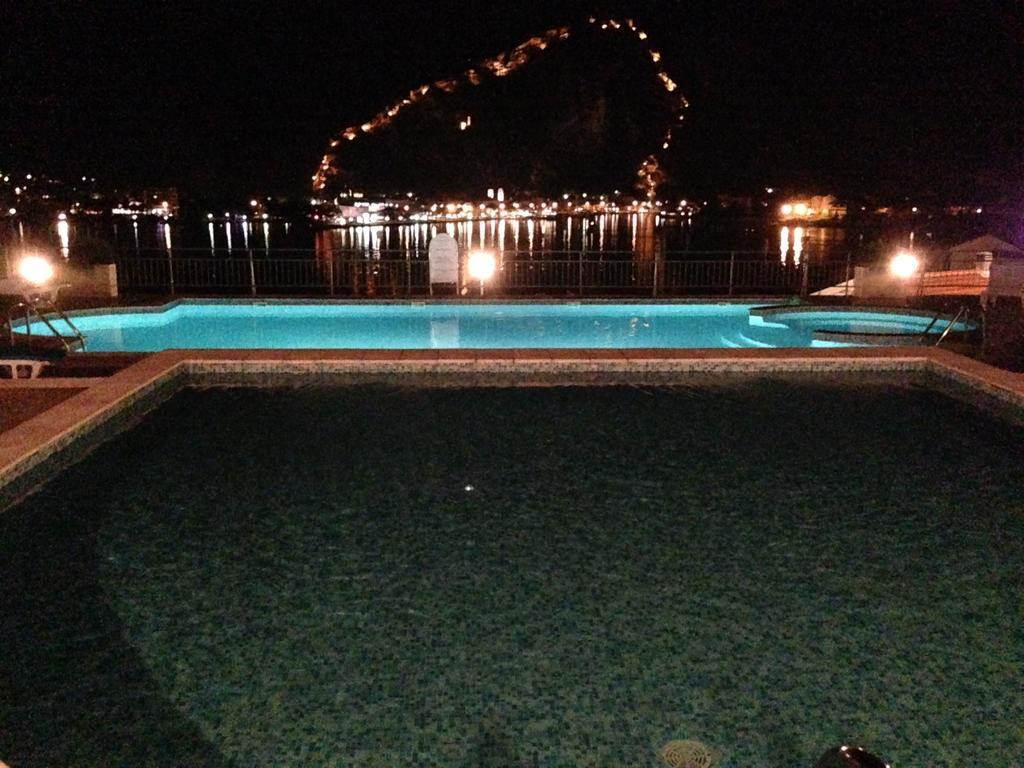 Apartment Fjord Waterfront Κότορ Εξωτερικό φωτογραφία